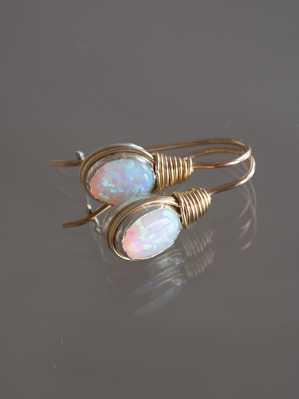 oorbellen Wire mini, opaal